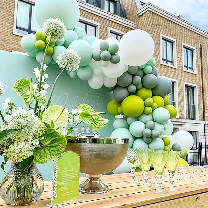 130pcs Mint Green Balloons Different Sizes 18" 12" 10" 5" Pastel Light Green Balloons for Boys Girls Birthday Baby Shower Gender Reveal Wedding Decorations-Ruum Studio Home