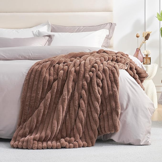 Amélie Home Faux Fur Throw Blanket for Couch, Cozy Fuzzy Fluffy Fur Luxurious Soft Striped Plush Gift Blankets for Family Sofa Chair Bed Living Room Bedroom, 55"x70", Light Coffee-Ruum Studio Home