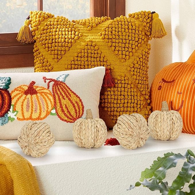 naturevibe 4.3 Inches Braided Cornhusk Pumpkin Decor Set of 4 as Centerpieces for Tables,Natural Corn Stalks Woven Pumpkins for Fall Home Decor,Thanksgiving Decorations or Autumn Harvest Gifts-Ruum Studio Home