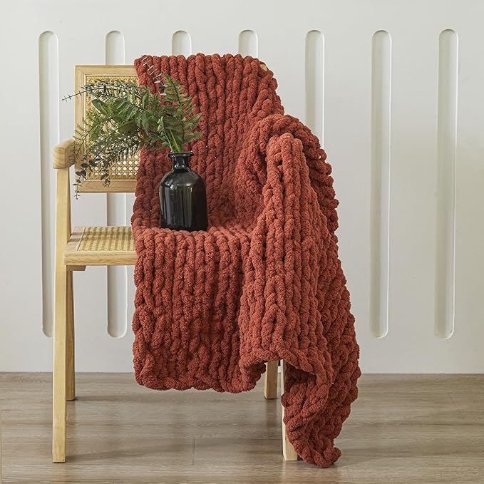 WESHIONGOO Chunky Knit Blanket Throw 40"*40“ Knitted Throw Blankets for Couch Bed Fluffy Soft Blanket with Jumbo Chenille Yarn Thick 100% Handmade(Ｒｕｓｔ)-Ruum Studio Home