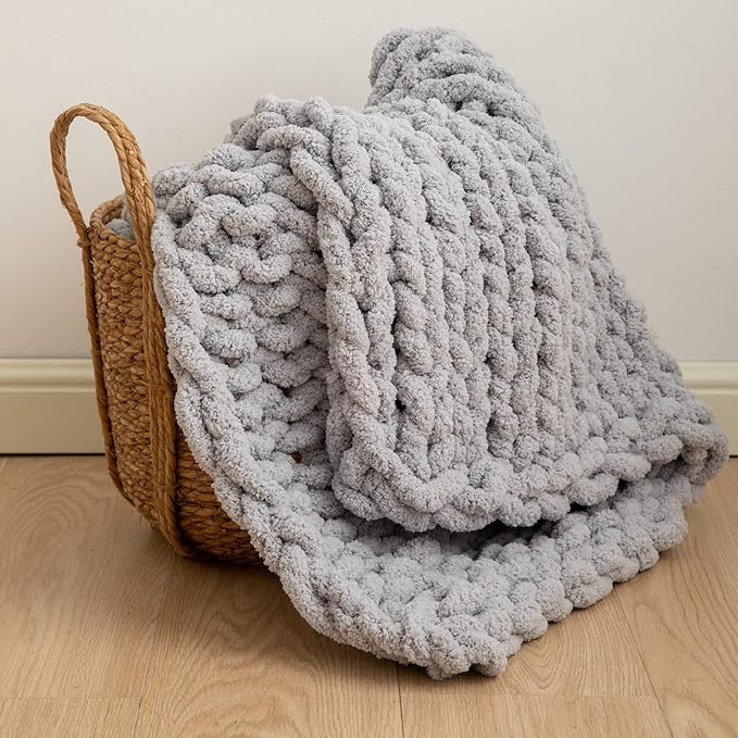 WESHIONGOO Chunky Knit Blanket Throw 40"×40" Knitted Throw Blankets for Couch Bed Fluffy Soft Blanket with Jumbo Chenille Yarn Thick 100% Handmade (Light Grey)-Ruum Studio Home