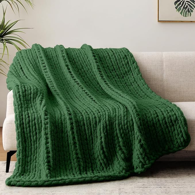 Chunky Knit Throw Blanket, 40''*50'' Knitted Throw Chenille Yarn for Bed Couch, Handmade Grass Green Crochet Big Thick Blanket, Machine Washable Cute Comfy Blanket for Home Decor-Ruum Studio Home
