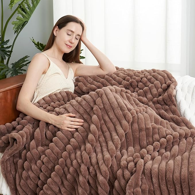 Amélie Home Faux Fur Throw Blanket for Couch, Cozy Fuzzy Fluffy Fur Luxurious Soft Striped Plush Gift Blankets for Family Sofa Chair Bed Living Room Bedroom, 55"x70", Light Coffee-Ruum Studio Home