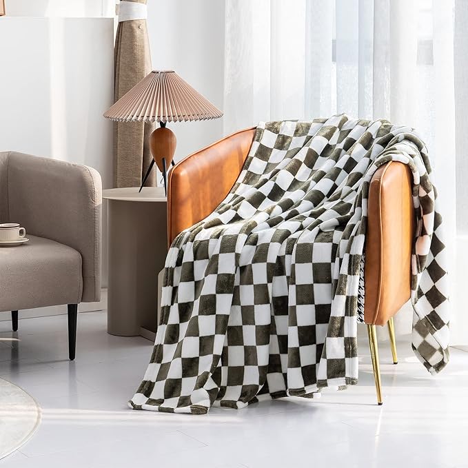 LOMAO Throw Blankets Flannel Blanket with Checkerboard Grid Pattern Soft Throw Blanket for Couch, Bed, Sofa Luxurious Warm and Cozy for All Seasons (Dark Olive, 40"x50")-Ruum Studio Home
