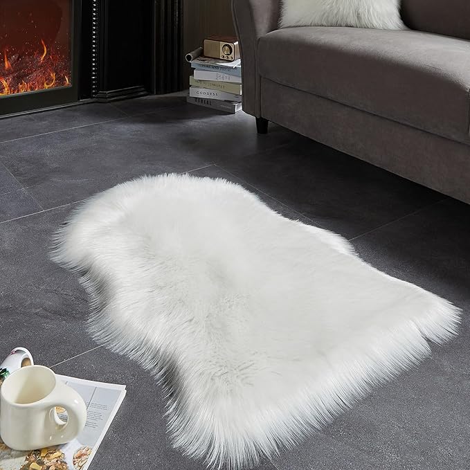 AMTOVO Faux Fur Rug, White Small Area Rug, Fluffy Sheepskin Rug, Fuzzy Ultra Soft 2 x 3 ft Shag Rugs for Bedroom Sofa Throw Cushion Room Decor, Sheepskin-Ruum Studio Home