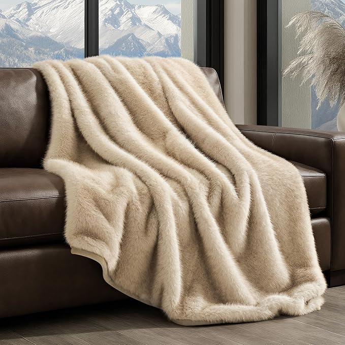 Luxury Faux Fur Throw Blanket, Soft Fluffy Faux Mink Blankets for Bed, Couch, Sofa, Thick Cozy Plush Warm Fur Throws with Reversible Velvet, Tipped Golden Fox, 50"x60"-Ruum Studio Home