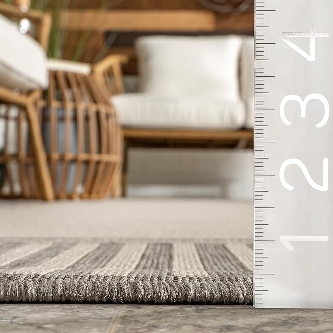 nuLOOM 5' x 8' Outdoor Area Rug, Casual Design With Striped Border, Stain Resistant, Highly Durable, For Patio, Balcony, Bedroom, Living Room, Dining Room, Bathroom, Light Grey-Ruum Studio Home