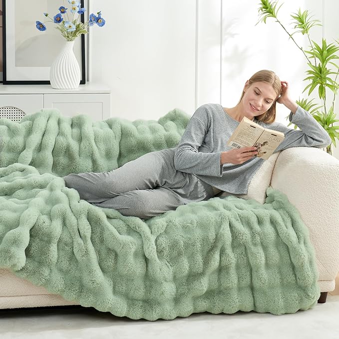 Cozy Bliss Faux Fur Throw Blanket for Couch, Fuzzy Soft Plush Thick Bubble Blanket for Sofa Bedroom Living Room, 108 * 90 Inches Sage Green-Ruum Studio Home