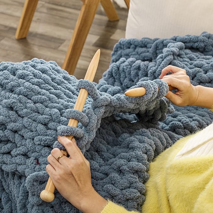 WESHIONGOO Chunky Knit Blanket Throw 40"×40" Knitted Throw Blankets for Couch Bed Fluffy Soft Blanket with Jumbo Chenille Yarn Thick 100% Handmade (Dusty Blue)-Ruum Studio Home