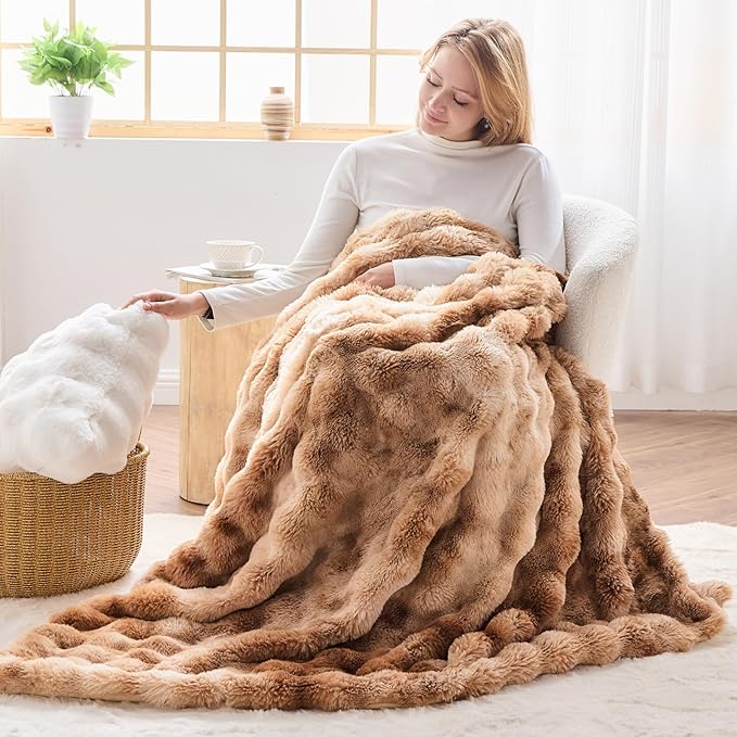 NEWCOSPLAY Faux Fur Throw Blanket Tie-dye Beige Luxury Fluffy Thick Warm Bubble Blanket for Couch Sofa Bed 700GSM (Tie-dye Beige, Throw(50"x60"))-Ruum Studio Home