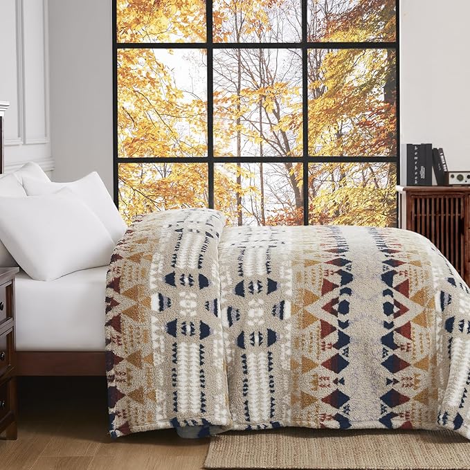 CASAAGUSTO Boho Sherpa Throw Blanket, Aztec Queen Blanket, Ultra Soft, Warm, Cozy, Plush, Thick Fleece Bohemian Throw Blanket for Couch, Bed, Sofa (Khaki 90 * 90 Inch)-Ruum Studio Home