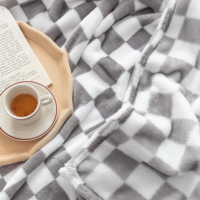 LOMAO Throw Blankets Flannel Blanket with Checkerboard Grid Pattern Soft Throw Blanket for Couch, Bed, Sofa Luxurious Warm and Cozy for All Seasons (Grey, 60"x80")-Ruum Studio Home