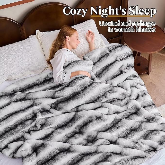 Luxury Faux Fur Blanket - Soft Warm Plush Blankets for Couch Sofa Bed, Fluffy Thick Throws for Bedroom, Office, Living Room, Decorative Reversible, Not Easy to shed - 60"x80", Black/White-Ruum Studio Home