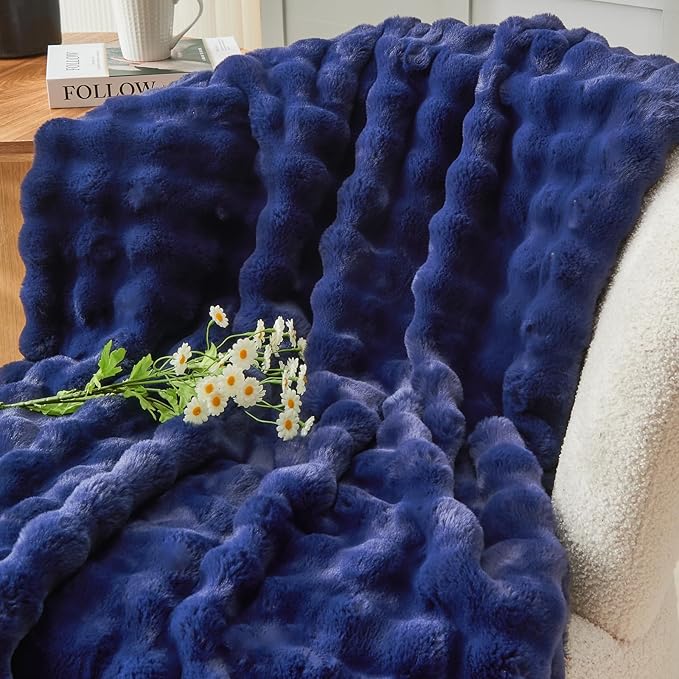 NEWCOSPLAY Faux Fur Throw Blanket Dark Navy Bubble Blanket Thick Warm Soft for Couch Sofa Bed 550GSM (Dark Navy, Throw(50"x60"))-Ruum Studio Home