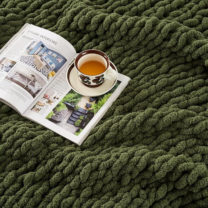 Ultra Soft Chunky Knit Blanket Throw -50x70 Hand Knitted Warm Chenille Throw Blanket, Home Decor Soft Thick Yarn Cable Knit Blanket Breathable Fleece Banket Christmas for Couch Bed Sofa Best GIF-Ruum Studio Home