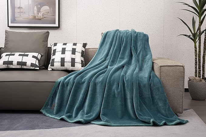 Mellowdy Extra Thick Hearty Plush Flannel Blanket (Deep Turquoise, 60x80) - 500GSM Twin Size Warm Blanket for Winter, Fall | Soft, Fluffy, Cuddly, Perfect for Bed, Oversized Throw for Couch, Sofa-Ruum Studio Home
