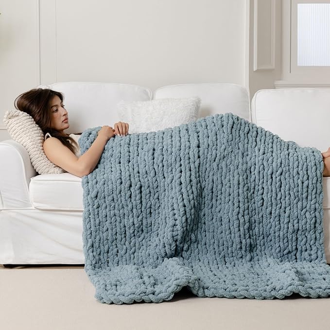 WESHIONGOO Chunky Knit Blanket Throw 40"×40" Knitted Throw Blankets for Couch Bed Fluffy Soft Blanket with Jumbo Chenille Yarn Thick 100% Handmade (Dusty Blue)-Ruum Studio Home