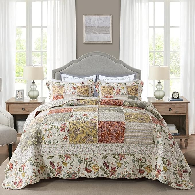 NEWLAKE Cotton Patchwork Bedspread, 3-Piece Bedding Quilt Set with Real Stitched Embroidery, Reversible Matelasse Bed Coverlet Set,Floral Paisley Grid with Lace,Queen Size-Ruum Studio Home