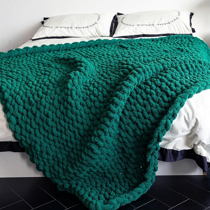 Chunky Knit Blanket - Luxury Soft Cozy 50 * 60 Throw Blanket,100% Woven Blanket Rope Knot Throw Blanket for Couch, Sofa, Home Decor, Gift - Machine Washable（Blackish Green）-Ruum Studio Home