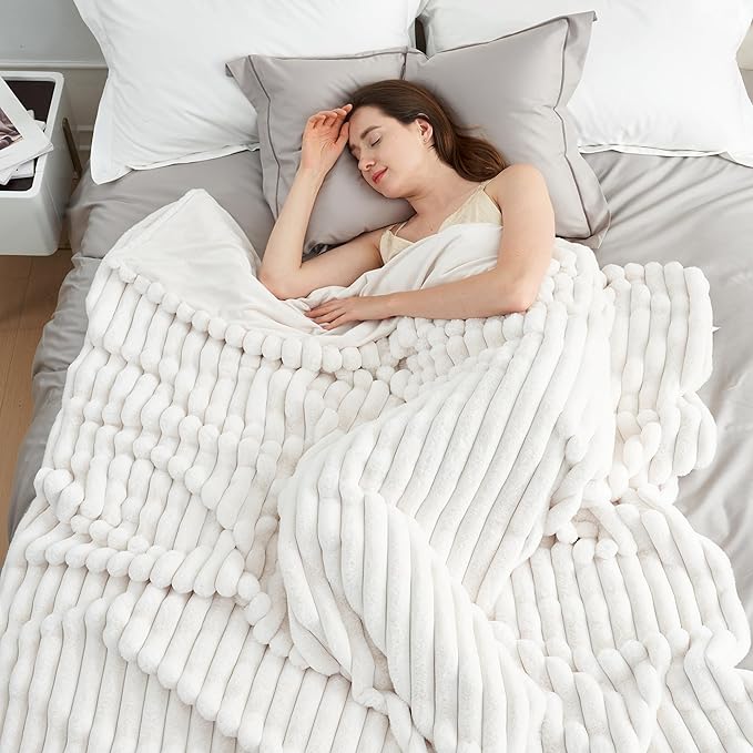 Amélie Home Faux Fur Throw Blanket for Couch, Cozy Fuzzy Fluffy Fur Luxurious Soft Striped Plush Gift Blankets for Family Sofa Chair Bed Living Room Bedroom, 55"x70", Ivory-Ruum Studio Home