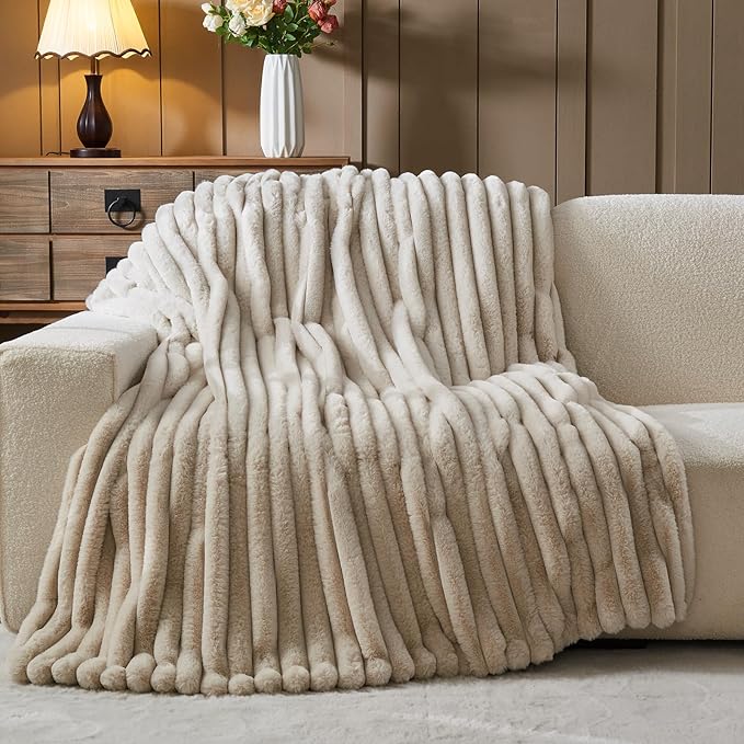 NEWCOSPLAY Faux Fur Throw Blanket Linen 3D Ribbed Plush Thick Warm Blanket for Couch Sofa Bed 850GSM (Linen Ribbed, Throw(50"x60"))-Ruum Studio Home