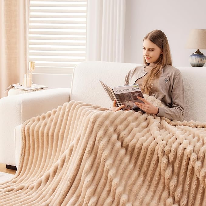 NEWCOSPLAY Super Soft Twin Blanket Brown Premium Silky Flannel Fleece 3D Ribbed Jacquard Lightweight Bed Blanket All Season Use (Brown Ribbed, Twin(60"x80"))-Ruum Studio Home