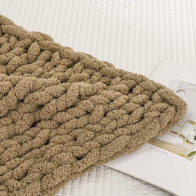 WESHIONGOO Chunky Knit Blanket Throw 40"×40" Knitted Throw Blankets for Couch Bed Fluffy Soft Blanket with Jumbo Chenille Yarn Thick 100% Handmade (Brown)-Ruum Studio Home