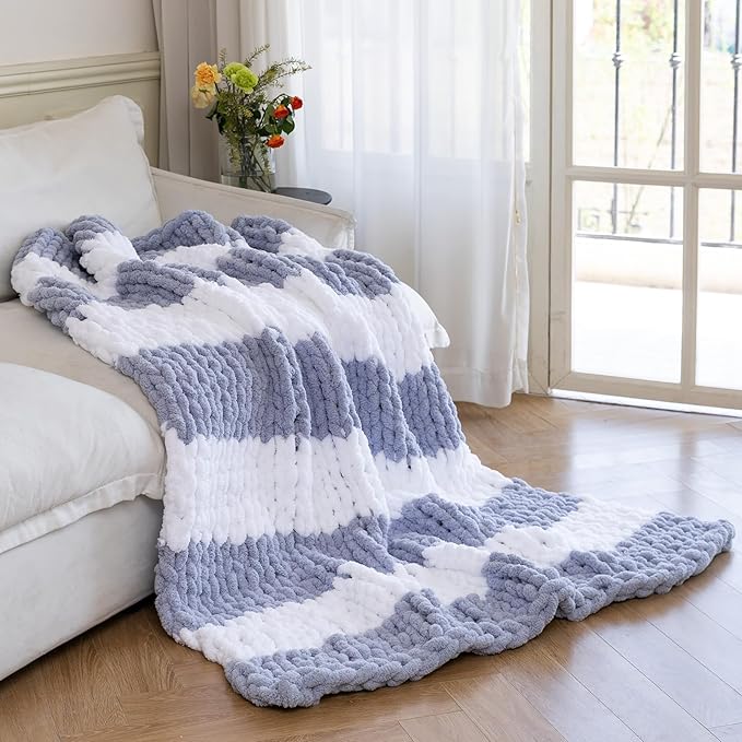 Chunky Knit Blanket - Luxury Soft Cozy 50 * 60 Throw Blanket,100% Woven Blanket Rope Knot Throw Blanket for Couch, Sofa, Home Decor, Gift - Machine Washable（White/Light Gray）-Ruum Studio Home