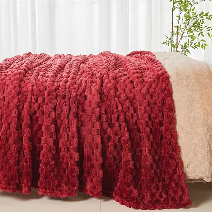 NEWCOSPLAY Super Soft Queen Blanket Red Premium Silky Flannel Fleece 3D Clouds Stylish Jacquard Lightweight Bed Blanket All Season Use 350GSM (Red, Queen(90"x90"))-Ruum Studio Home