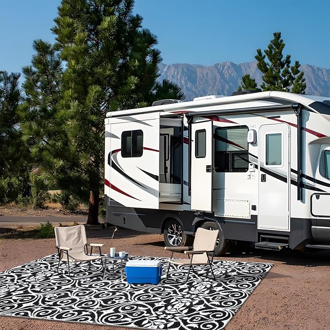 OLANLY Outdoor Rug Waterproof 5x8 ft Clearance, Reversible Outdoor Plastic Straw Rug with Floral Pattern, RV Mat for Patio, Camping, Balcony, Deck, Backyard, Black & White-Ruum Studio Home