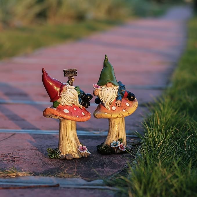 TERESA'S COLLECTIONS Resin Statues for Yard, Set of 2 Cute Garden Gnomes on Mushroom Statues for Outdoor Patio Porch Lawn, Ideal Gift for Dad Mom Birthday, Outside Decor Housewarming Gifts, 6.7"-Ruum Studio Home