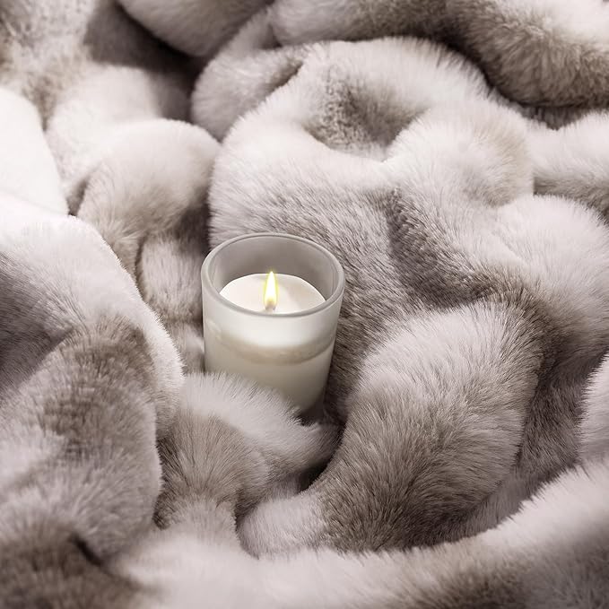 Touchat Luxury 1000GSM Rabbit Faux Fur Blanket, Super Heavy Warm Cozy Brown Blankets for Couch Bed Sofa, Ruched Plush Fuzzy Elegant Soft Reversible Mink Blanket Living Room Bedroom, 90" x 90"-Ruum Studio Home