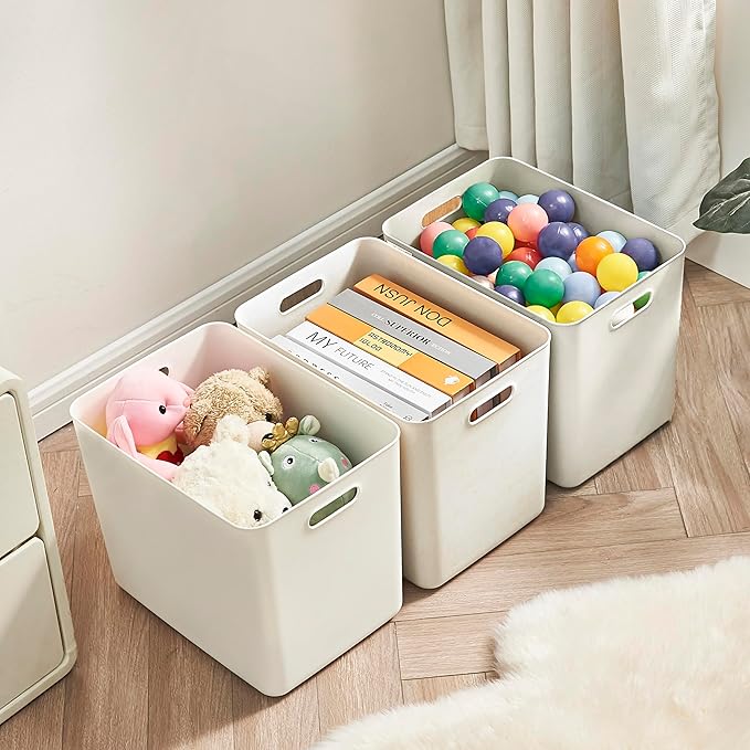 4 pack large plastic White storage bins Baskets, Toy Box Chest with Lids and Handle，Organizer Containers for Baby，Kids,snacks,Nursery，Shelves，Playroom, Bedroom，Office,Closet，home-Ruum Studio Home