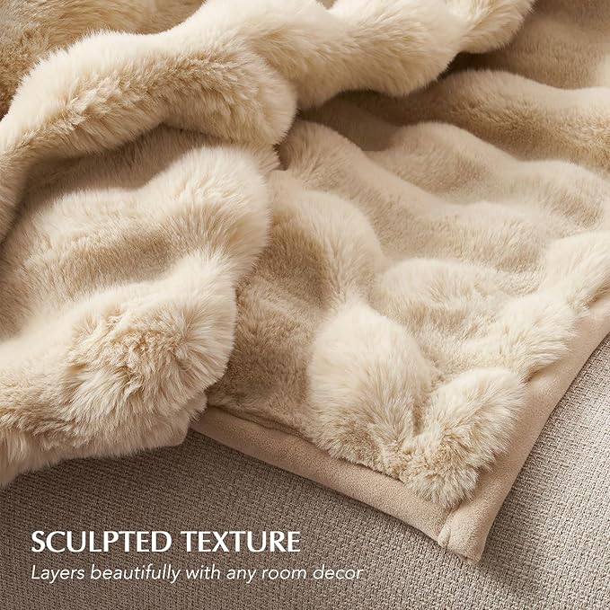 EVERGRACE Ultra Soft Luxury Fluffy Ridgeline Faux Rabbit Fur Throw Blanket, Thick Warm Bubble Throw for Bed, Cozy Plush Reversible Blankets for Couch, Chair, Sofa, Cream, 50x60 Inches, 870 GSM-Ruum Studio Home