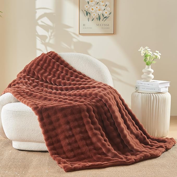 NEWCOSPLAY Faux Fur Throw Blanket Burnt Orange Bubble Blanket Thick Warm Soft for Couch Sofa Bed 550GSM (Burnt Orange, Throw(50"x60"))-Ruum Studio Home