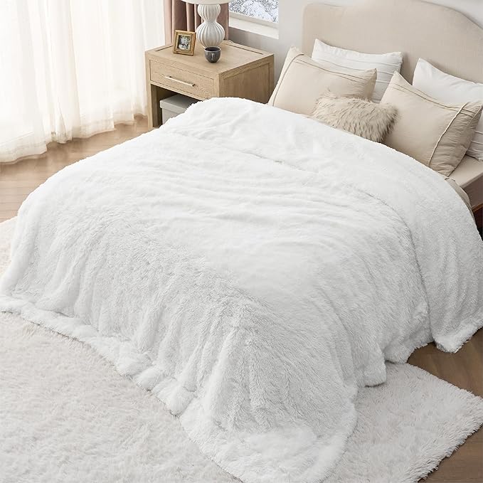 Bedsure GentleSoft Fluffy White Blankets Queen Size for Bed, Thick Sherpa Faux Fur Fleece Fuzzy Plush Winter Warm Heavy Soft Queen Blankets, Bedroom Decor White Gifts Cozy Gifts for Women Men, 90x90-Ruum Studio Home