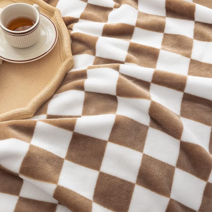 LOMAO Throw Blankets Flannel Blanket with Checkerboard Grid Pattern Soft Throw Blanket for Couch, Bed, Sofa Luxurious Warm and Cozy for All Seasons (Khaki, 90"x90")-Ruum Studio Home