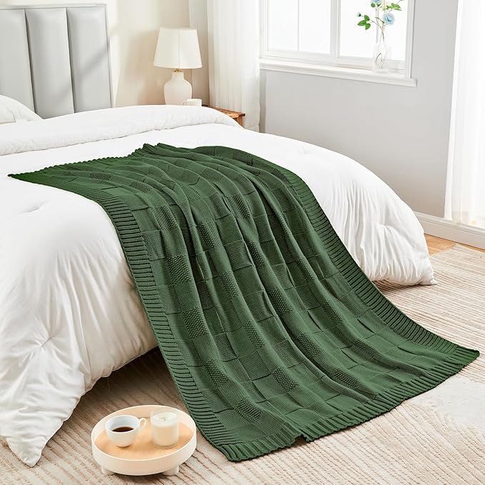 CozeCube Knit Throw Blanket,Christmas Green Checkered Bedroom Blanket for Couch,Soft Cozy Warm Knitted Blanket for Bed Sofa Living Room,Decorative Spring Fall Throw Blanket 60"X80",Christmas Green-Ruum Studio Home