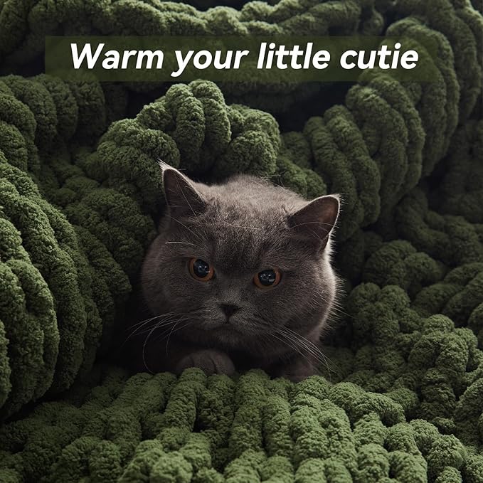Chunky Knit Throw Blanket, 30''*40'' Knitted Throw Chenille Yarn for Bed Couch, Handmade Green Crochet Big Thick Blanket, Machine Washable Cute Comfy Blanket for Home Decor-Ruum Studio Home