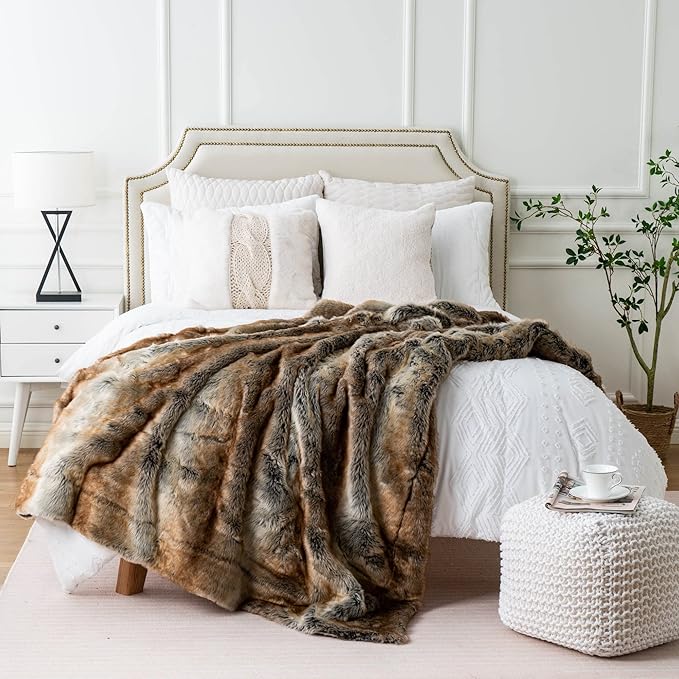 BATTILO HOME Large Brown Faux Fur Throw Blanket for Bed, Fall Fur Blanket and Throws, 60 x 80 Inches Super Soft Fuzzy Thick Warm Blankets for Couch, Reversible to Plush Velvet-Ruum Studio Home