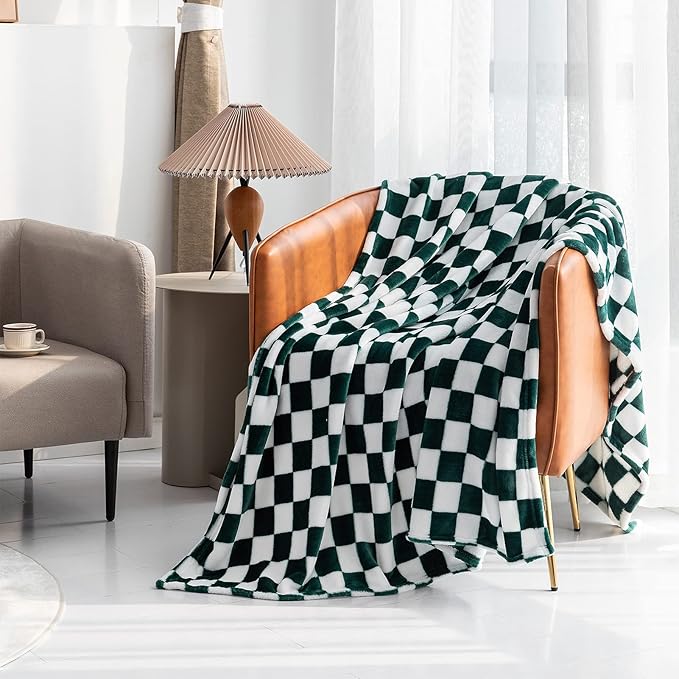 LOMAO Throw Blankets Flannel Blanket with Checkerboard Grid Pattern Soft Throw Blanket for Couch, Bed, Sofa Luxurious Warm and Cozy for All Seasons (Green, 50"x60")-Ruum Studio Home
