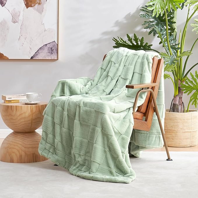 Cozy Bliss Checkered Faux Rabbit Fur Sage Green Throw Blanket, Soft Fuzzy Fluffy Minky Furry Blankets for Couch, Bed (50 * 60 Inches Light Green)-Ruum Studio Home