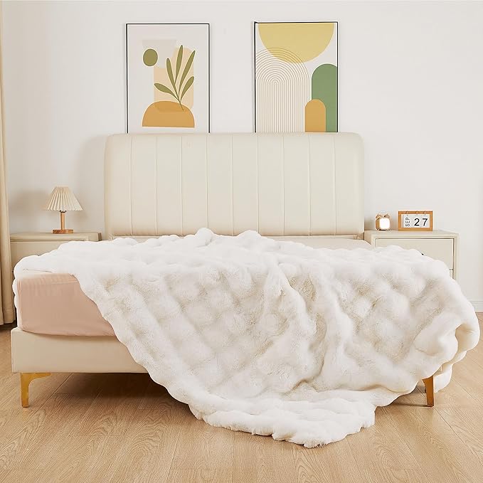 Light Beige Twin Fuzzy Faux Fur Throw Blanket for Couch Bedroom Living Room Furry Soft Fluffy Bed 60x80 Thick Warm Blanket for Winter Home Gifts 860 GSM-Ruum Studio Home