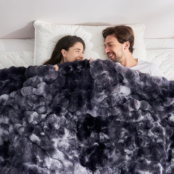Cozy Bliss Faux Fur Throw Blanket for Couch, Fuzzy Soft Plush Thick Bubble Blanket for Sofa Bedroom Living Room, 90 * 90 Inches Tie Dye Black-Ruum Studio Home
