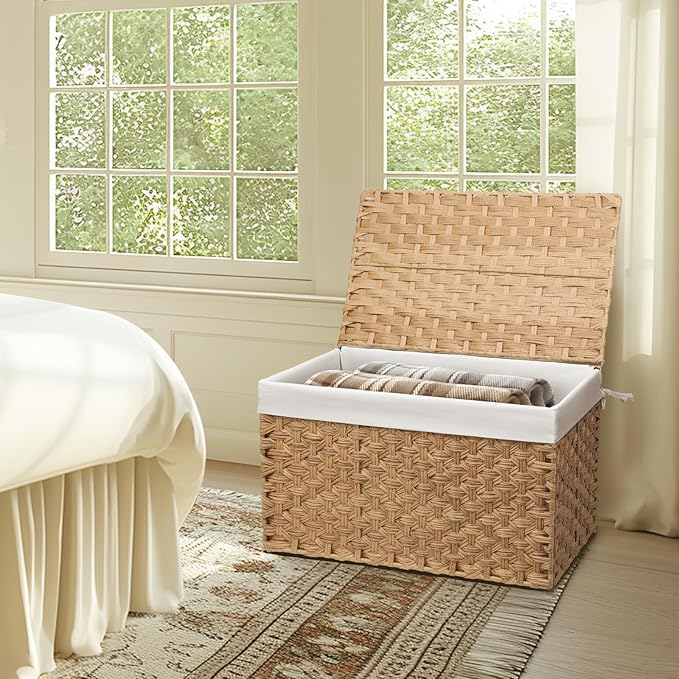 Wicker Storage Basket with Lid, 27.7 Gallon (105L) Large Blanket Basket with Lid, Woven Storage Bin with Handles, Removable Liner, Metal Frame, Foldable, for Bedroom, Laundry Room, Natural-Ruum Studio Home