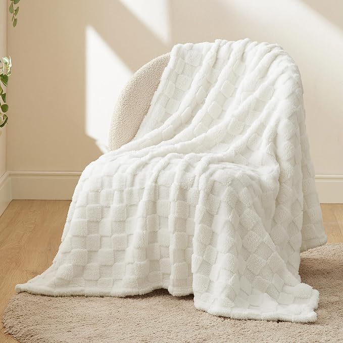 Bedsure GentleSoft Twin Blanket for Bed White - Super Soft Cozy Blankets for Women Men Girls, Cute Fuzzy Fleece Throws for Bedroom Couch, 60x80 Inches-Ruum Studio Home