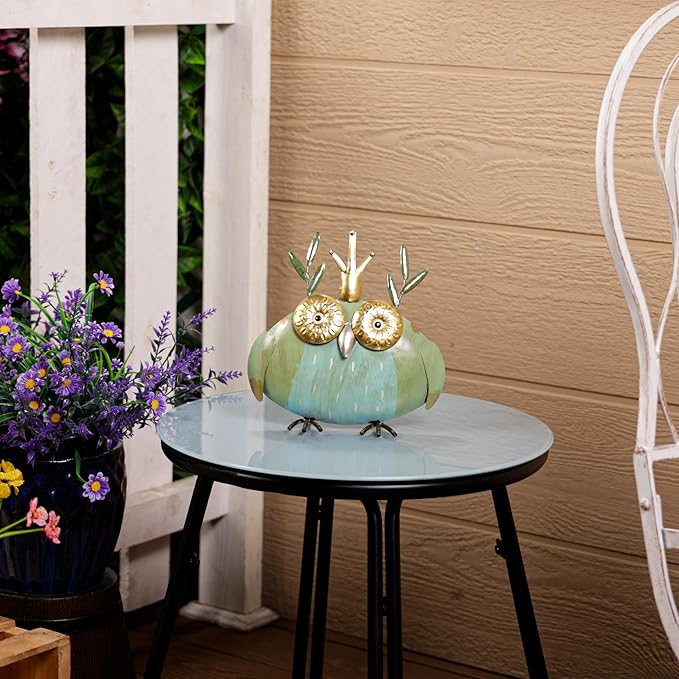 Alpine Corporation MCC808HH Metal Owl Queen, Whimsical Animal Outdoor Décor for Patio, Lawn & Garden, 8"H, Multicolor-Ruum Studio Home