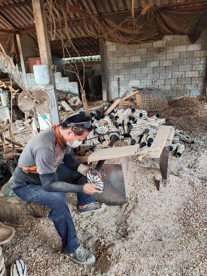 AeraVida 8-Inch Handmade Mango Wood Lotus Blossom Plate Tray | Decorative Carved Wooden Bowl for Tabletop, Entryway or Kitchen | Rustic Boho Accent Dish for Home Décor or Gifting-Ruum Studio Home