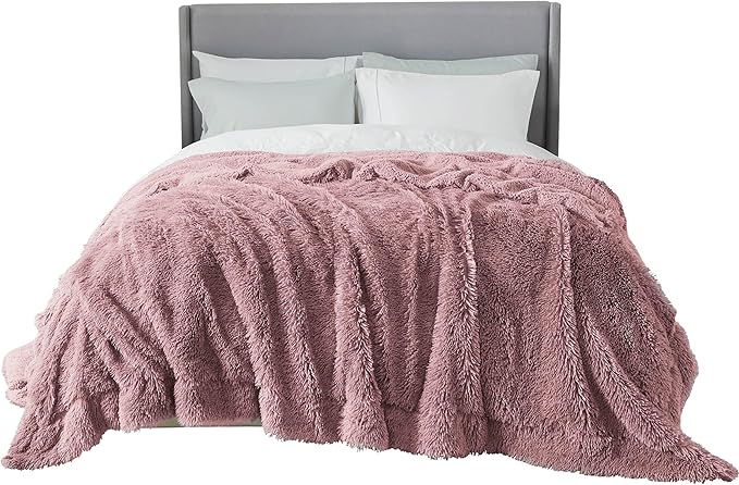 Bedsure GentleSoft Fluffy Dusty Pink Blankets Queen Size for Bed, Thick Sherpa Faux Fur Fleece Fuzzy Plush Winter Warm Soft Queen Blankets, Bedroom Decor Pink Gifts Cozy Gifts for Women Men, 90x90-Ruum Studio Home