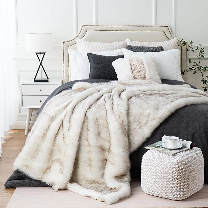 BATTILO HOME Luxury Ivory White Faux Fur Throw Blanket for Bed, Extra Large Super Soft Fluffy Cozy Fall Thick Warm Fox Fur Throw Blankets for Couch, Bed Reversible to Plush Velvet (60"x80")-Ruum Studio Home